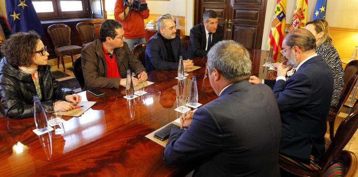 El Presidente de Aragón, Javier Lambán, recibe a los responsables de FINSA y ADEO que emprenden un proyecto común en Platea, Teruel. LUIS CORREAS, Gobierno de Aragón