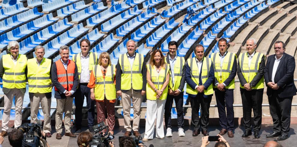 Jorge Azcón: «Hoy comienza el renacer de La Romareda» Jorge Azcón: «Hoy comienza el renacer de La Romareda»