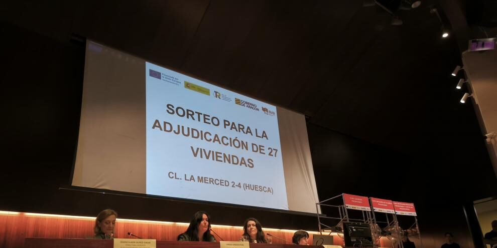 El Gobierno de Aragón adjudica las 27 viviendas de la primera fase de La Merced de Huesca El Gobierno de Aragón adjudica las 27 viviendas de la primera fase de La Merced de Huesca