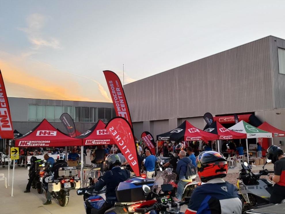 EutichesBook vuelve a reunir en TechnoPark MotorLand a más de 400 amantes de la aventura sobre dos ruedas EutichesBook vuelve a reunir en TechnoPark MotorLand a más de 400 amantes de la aventura sobre dos ruedas