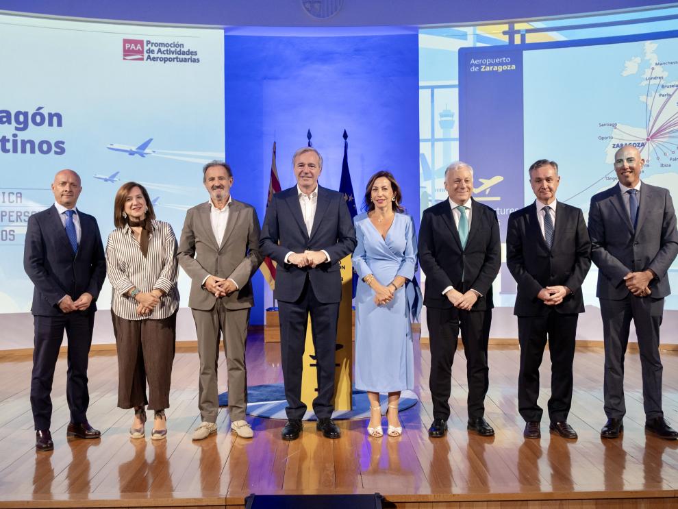 El Gobierno de Aragón y el Ayuntamiento impulsan 31 rutas a 15 países desde el Aeropuerto de Zaragoza El Gobierno de Aragón y el Ayuntamiento impulsan 31 rutas a 15 países desde el Aeropuerto de Zaragoza