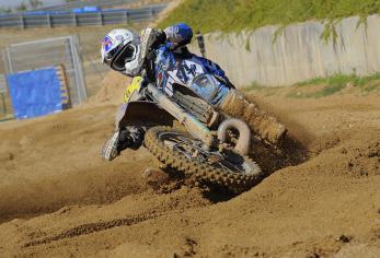 Motorland: Tandas libres en el circuito de Motocross